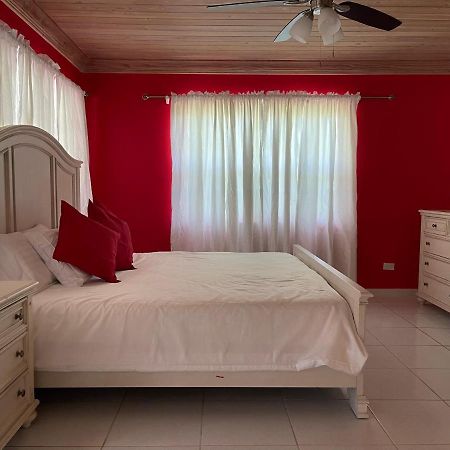 Sapphire Garden Townhouses ジョージ・タウン エクステリア 写真