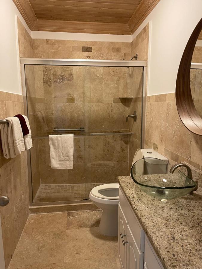 Sapphire Garden Townhouses ジョージ・タウン エクステリア 写真
