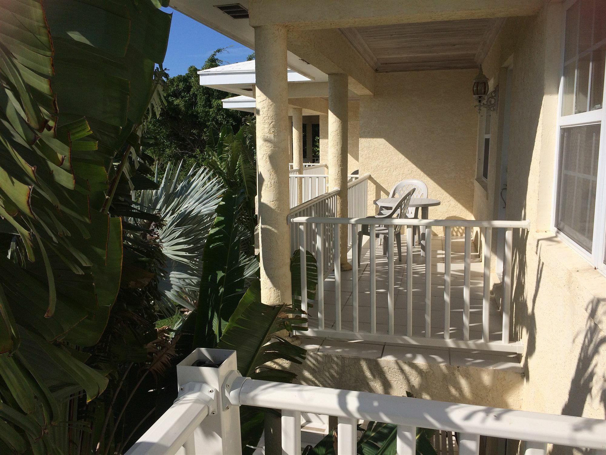 Sapphire Garden Townhouses ジョージ・タウン エクステリア 写真
